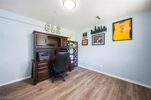 17414 Bennett Road, North Royalton, OH 44133