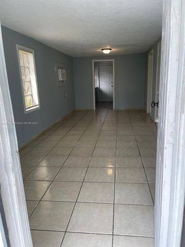 1345 NW 70th St, Miami, FL 33147