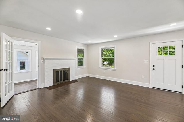 2820 FRANKLIN ST, Alexandria, VA 22306