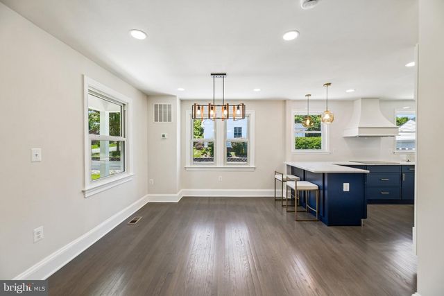 2820 FRANKLIN ST, Alexandria, VA 22306