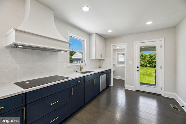 2820 FRANKLIN ST, Alexandria, VA 22306