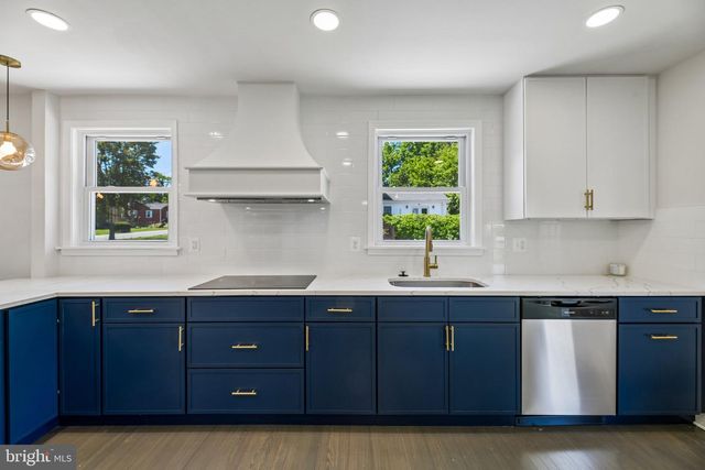 2820 FRANKLIN ST, Alexandria, VA 22306