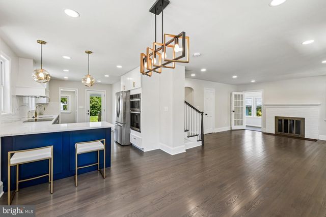 2820 FRANKLIN ST, Alexandria, VA 22306