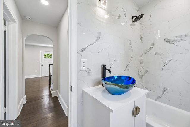 2820 FRANKLIN ST, Alexandria, VA 22306