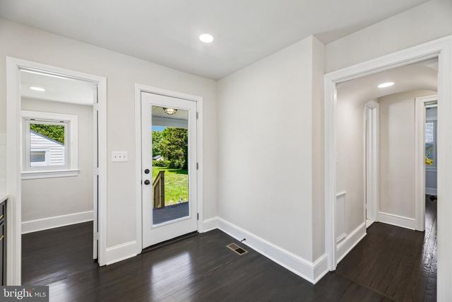 2820 FRANKLIN ST, Alexandria, VA 22306