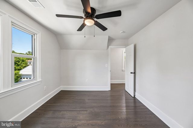 2820 FRANKLIN ST, Alexandria, VA 22306