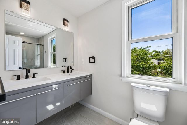 2820 FRANKLIN ST, Alexandria, VA 22306