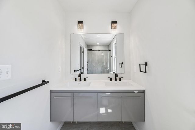 2820 FRANKLIN ST, Alexandria, VA 22306