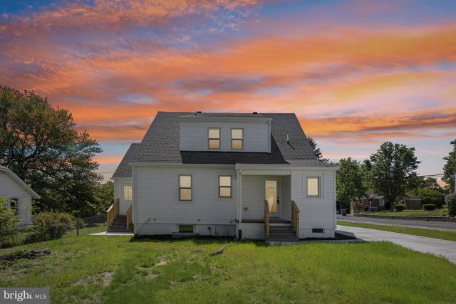2820 FRANKLIN ST, Alexandria, VA 22306