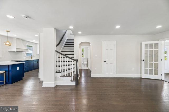 2820 FRANKLIN ST, Alexandria, VA 22306