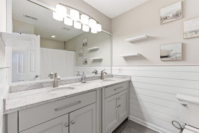 2001 Wadsbury Lane, Charleston, SC 29414