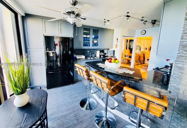 1905 N Ocean Blvd 8E, Fort Lauderdale, FL 33305