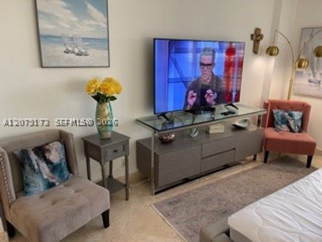 1905 N Ocean Blvd 8E, Fort Lauderdale, FL 33305