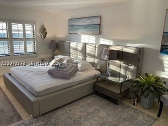 1905 N Ocean Blvd 8E, Fort Lauderdale, FL 33305