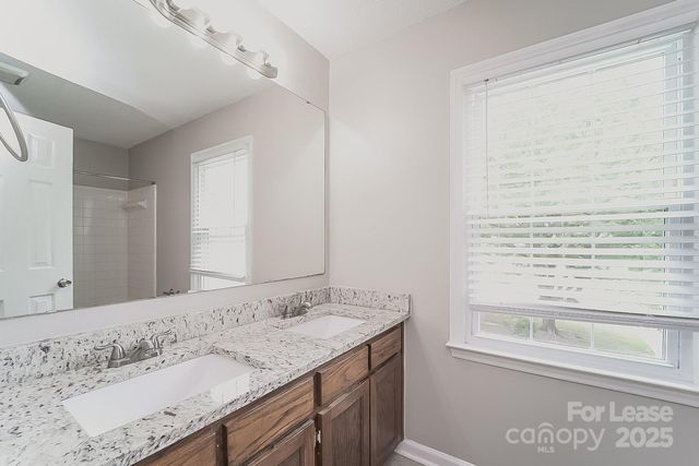 1913 Dembrigh Lane, Charlotte, NC 28262