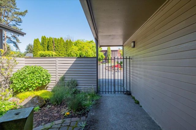 31320 SW Parkway Avenue, Wilsonville, OR 97070