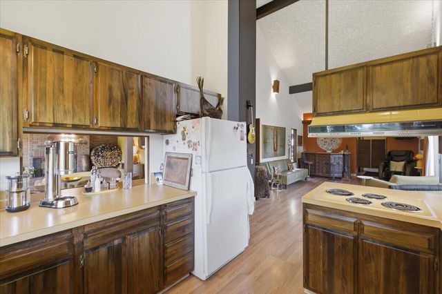 31320 SW Parkway Avenue, Wilsonville, OR 97070