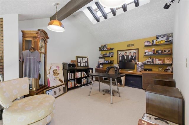 31320 SW Parkway Avenue, Wilsonville, OR 97070