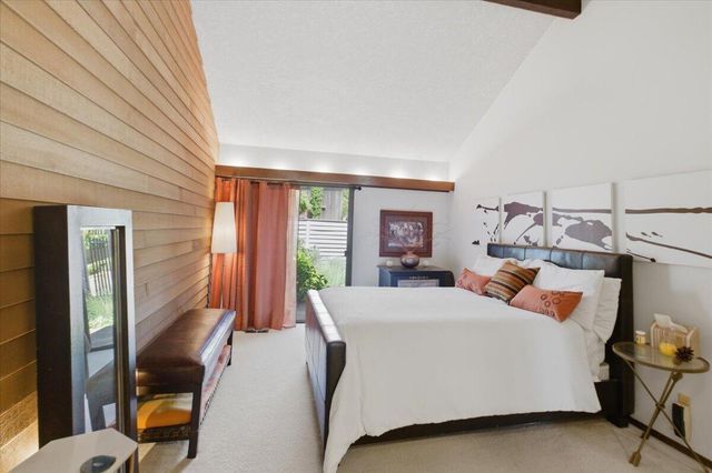 31320 SW Parkway Avenue, Wilsonville, OR 97070