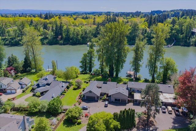 31320 SW Parkway Avenue, Wilsonville, OR 97070