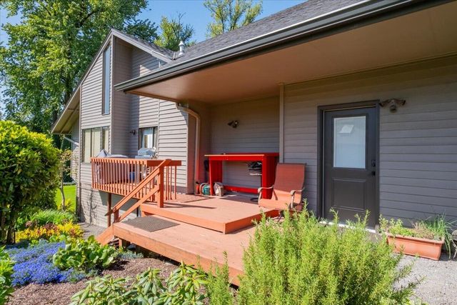 31320 SW Parkway Avenue, Wilsonville, OR 97070
