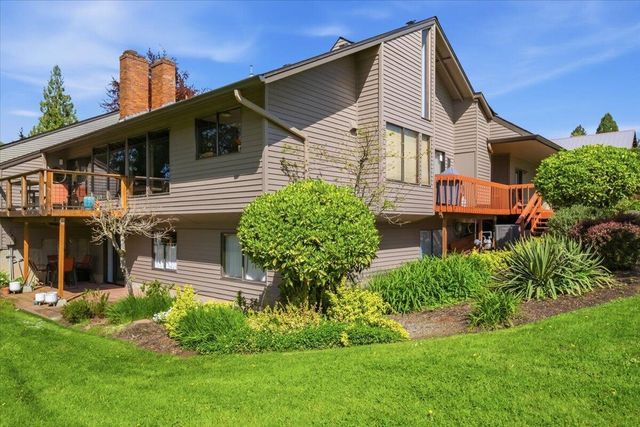 31320 SW Parkway Avenue, Wilsonville, OR 97070