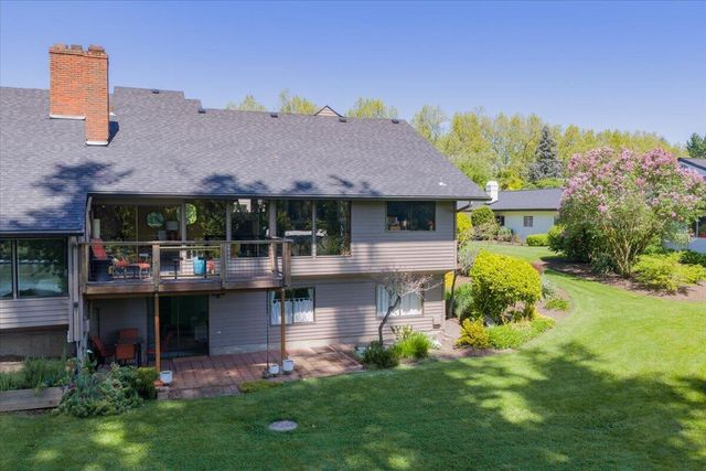 31320 SW Parkway Avenue, Wilsonville, OR 97070