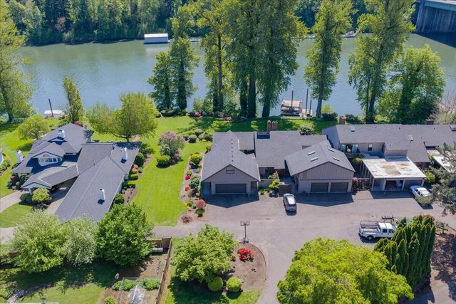 31320 SW Parkway Avenue, Wilsonville, OR 97070
