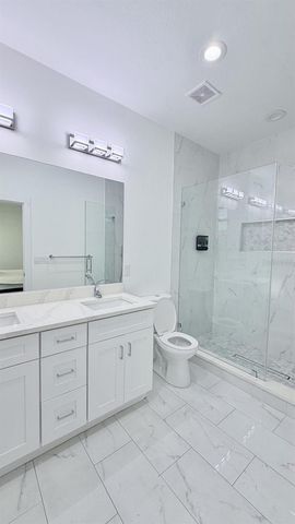 1409 W WOOD STREET, Tampa, FL 33604