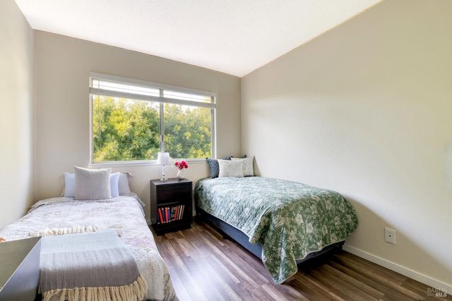 207 Bahia Pl, San Rafael, CA 94901