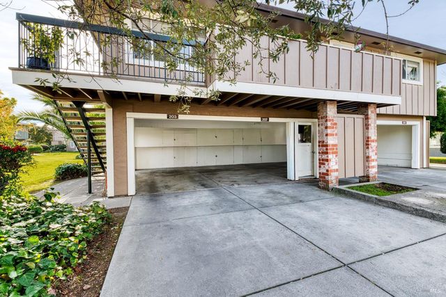 207 Bahia Pl, San Rafael, CA 94901