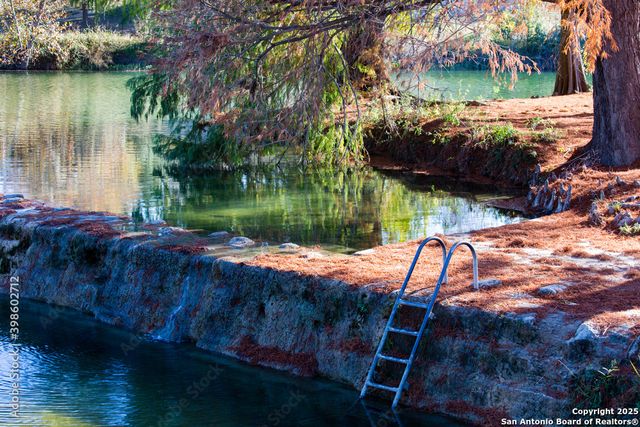 101 Eli Chandler, Blanco, TX 78606