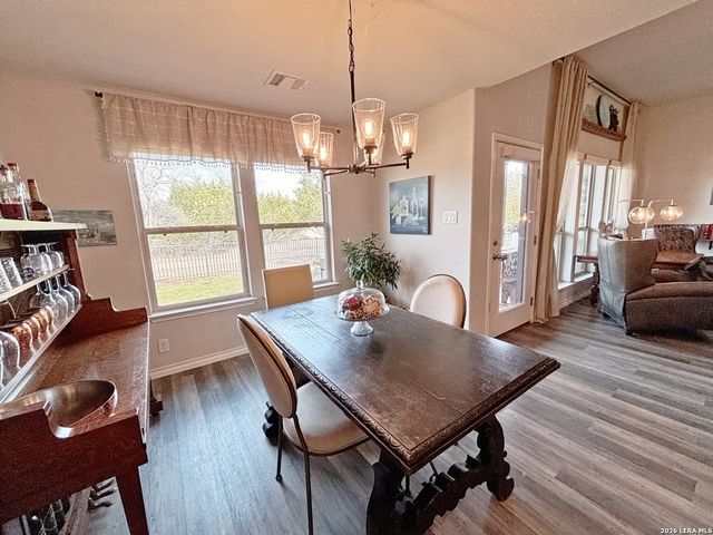 101 Eli Chandler, Blanco, TX 78606