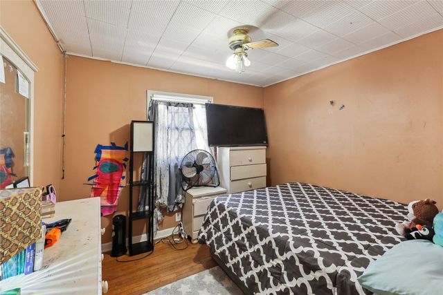 3845 51st Street, Des Moines, IA 50310