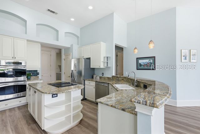 8 Sheldon Ln, Hilton Head Island, SC 29926