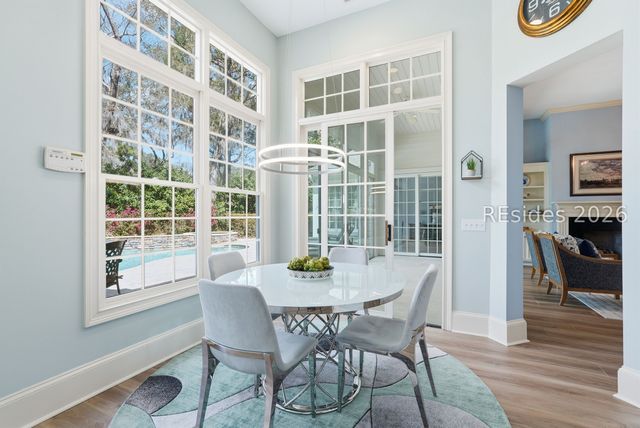 8 Sheldon Ln, Hilton Head Island, SC 29926