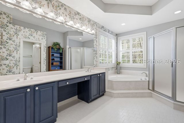 8 Sheldon Ln, Hilton Head Island, SC 29926