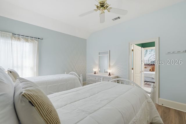 8 Sheldon Ln, Hilton Head Island, SC 29926