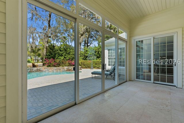 8 Sheldon Ln, Hilton Head Island, SC 29926