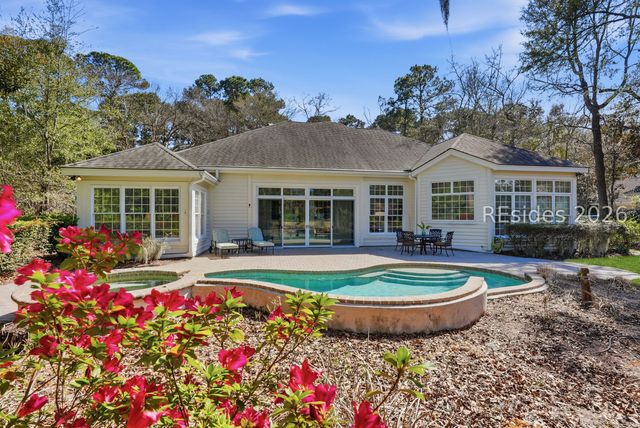 8 Sheldon Ln, Hilton Head Island, SC 29926