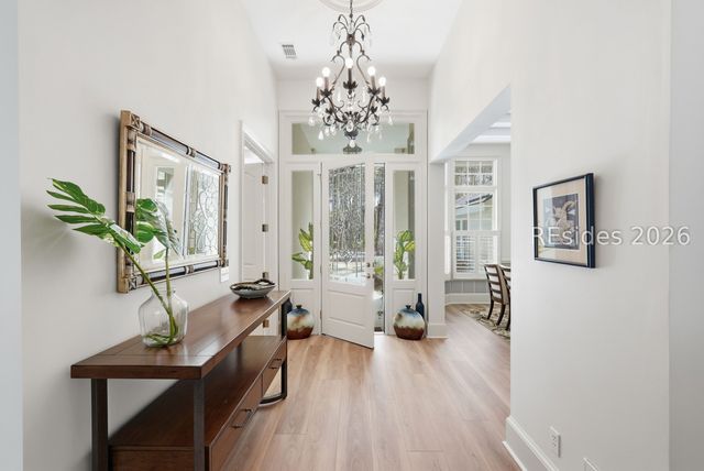 8 Sheldon Ln, Hilton Head Island, SC 29926