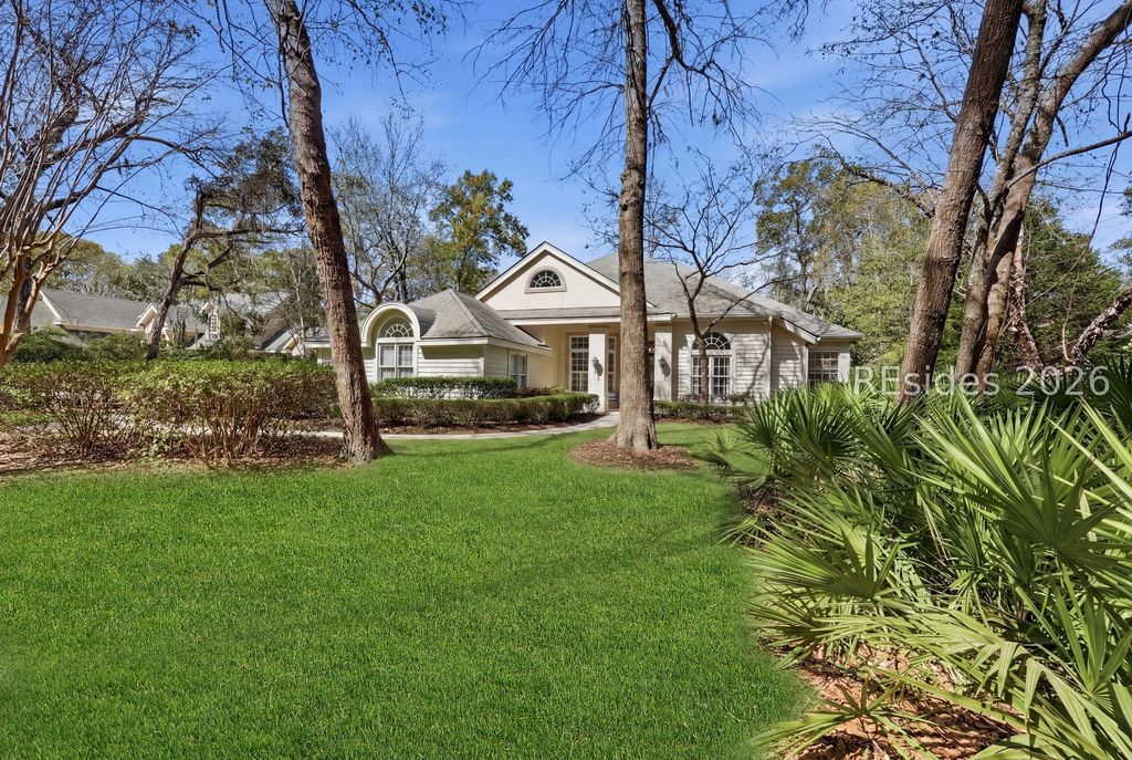 8 Sheldon Ln, Hilton Head Island, SC 29926
