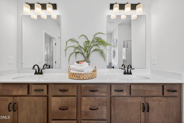 220 E Victory View Terrace, Smithfield, NC 27577