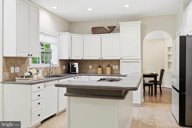 14 FAIRWAY IS, Grasonville, MD 21638