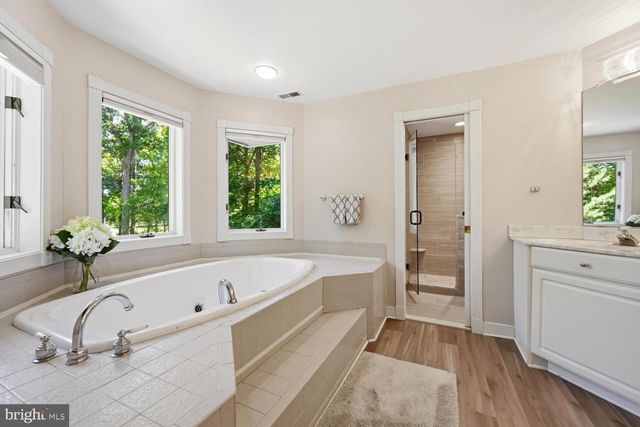 14 FAIRWAY IS, Grasonville, MD 21638