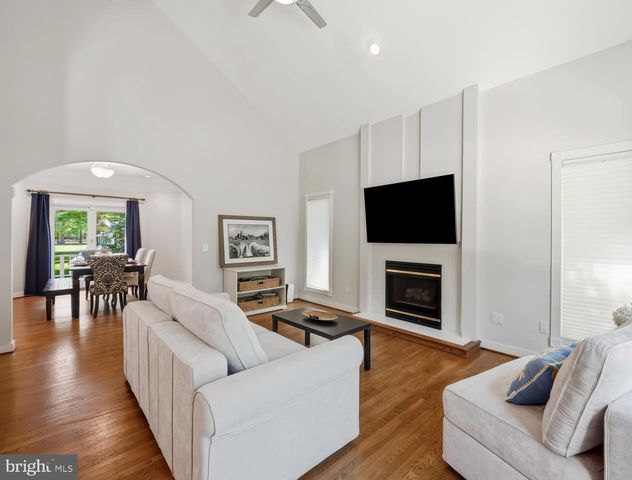14 FAIRWAY IS, Grasonville, MD 21638