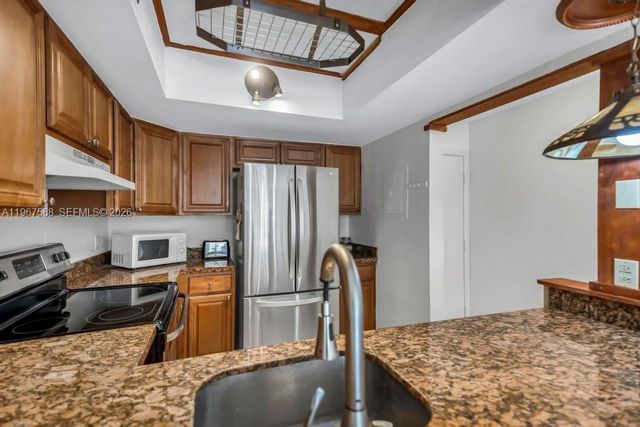 811 SE 4th Ave C103, Dania Beach, FL 33004