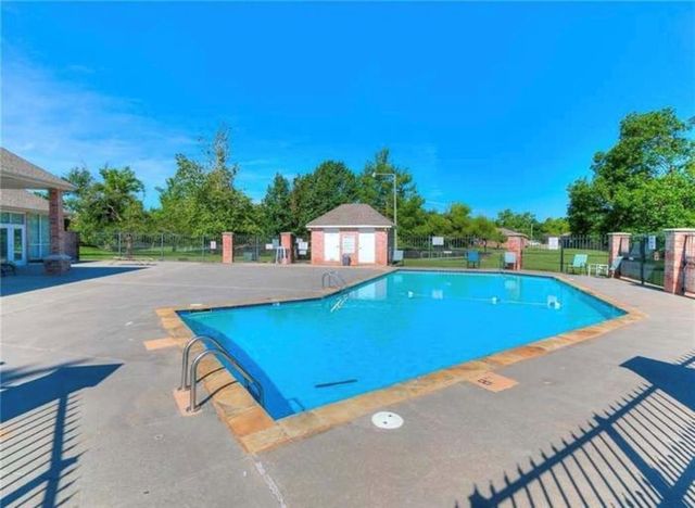 520 W Greenlea Chase, Oklahoma City, OK 73170