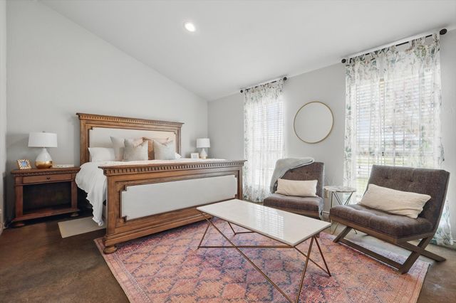 186 W Hells Gate Drive, Strawn, TX 76475