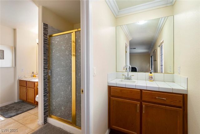 7682 Calm Passage Court, Las Vegas, NV 89139